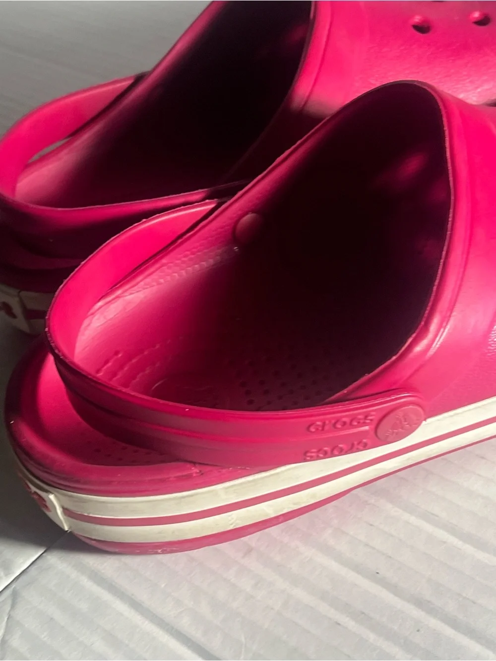 Crocs size men’s size 9, women’s size 11